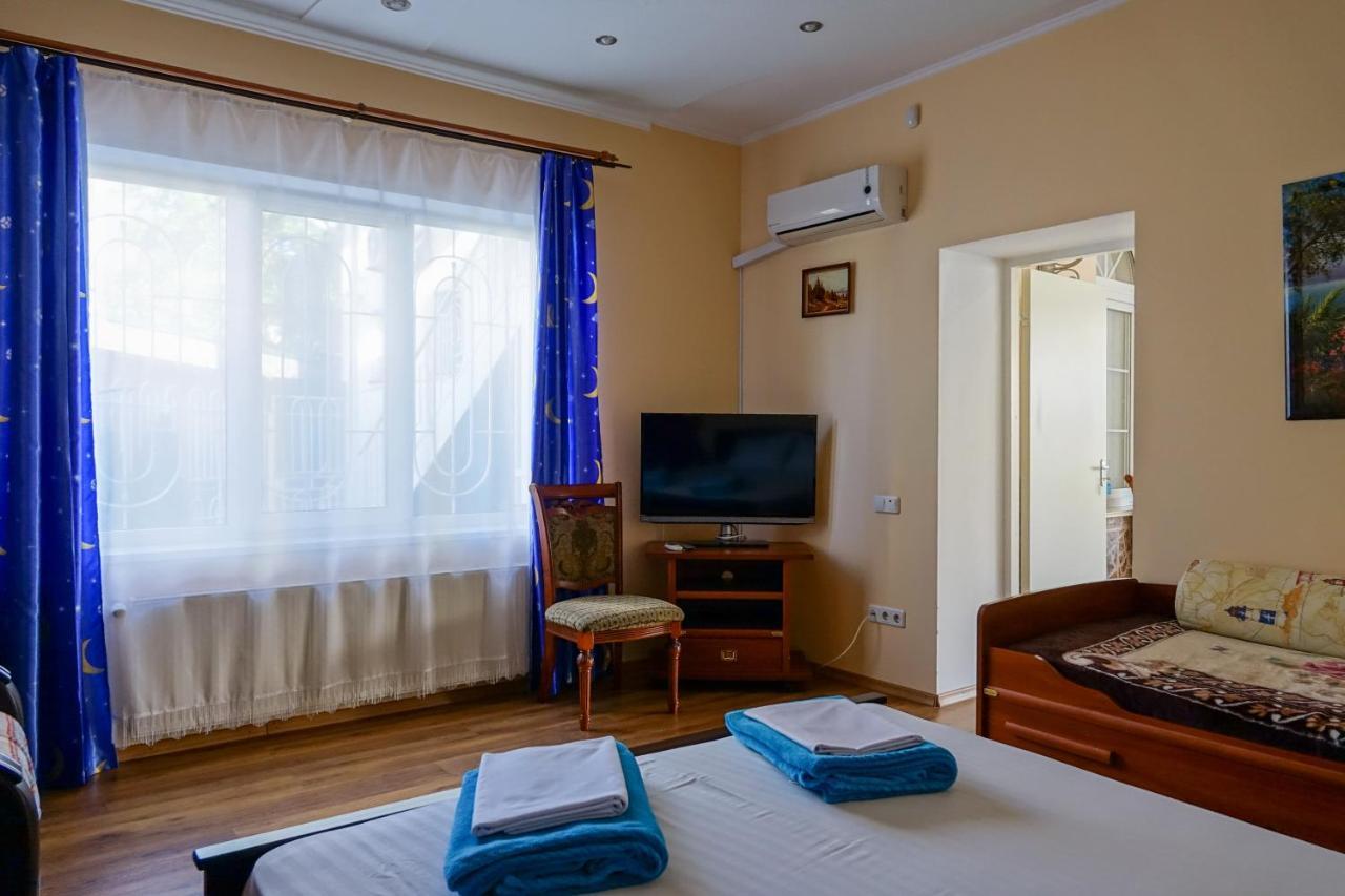 White House Apartments Odessa Dış mekan fotoğraf