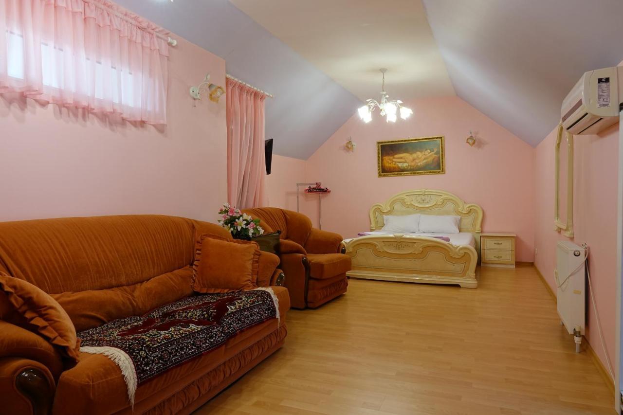 White House Apartments Odessa Dış mekan fotoğraf