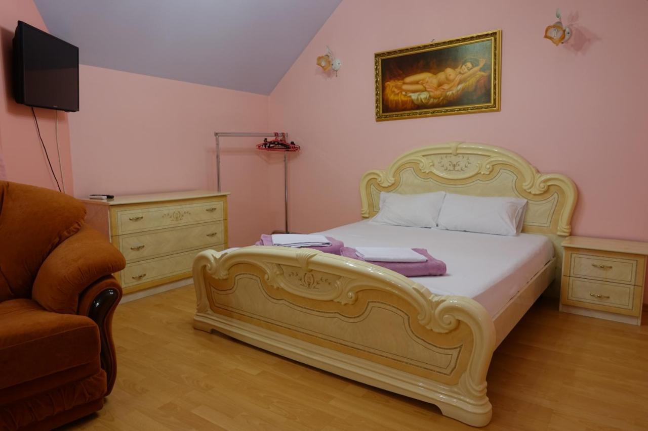 White House Apartments Odessa Dış mekan fotoğraf