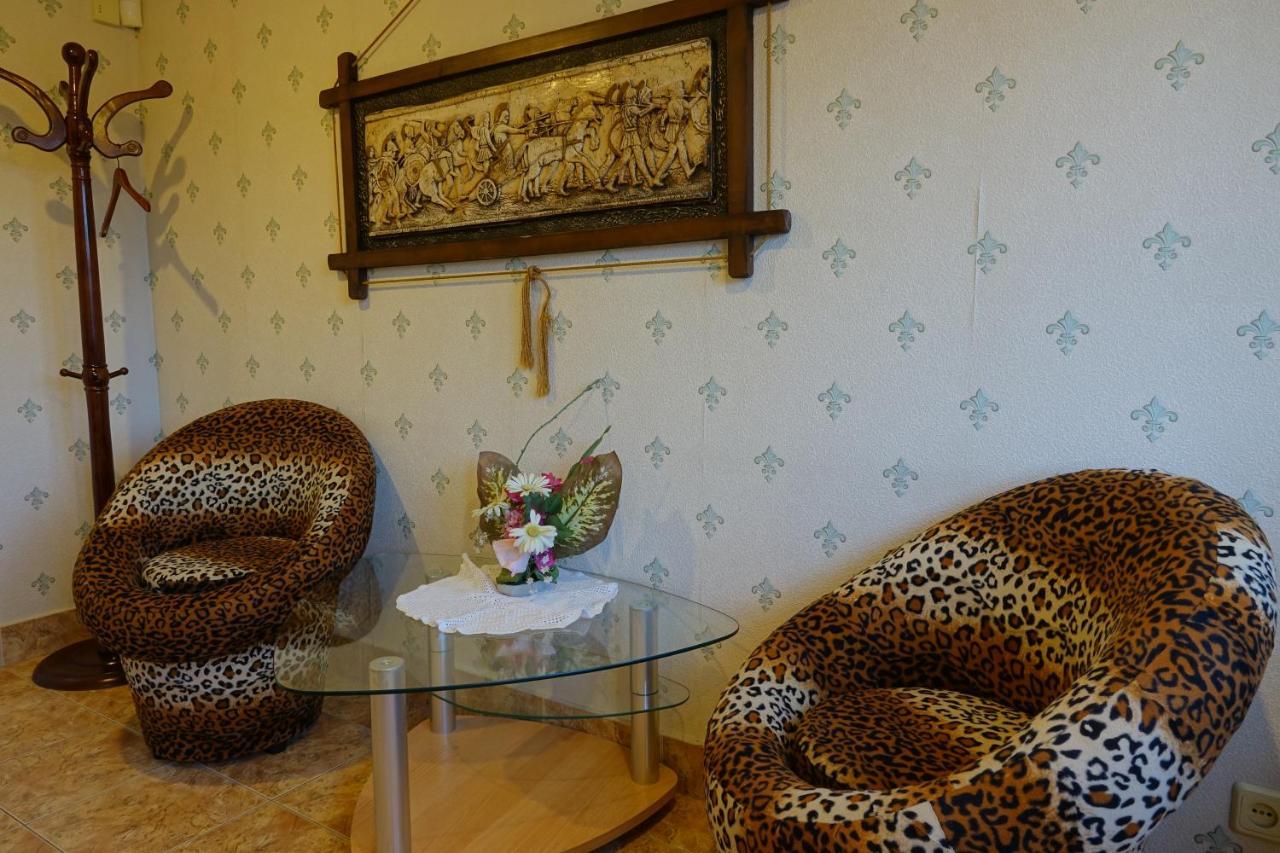 White House Apartments Odessa Dış mekan fotoğraf