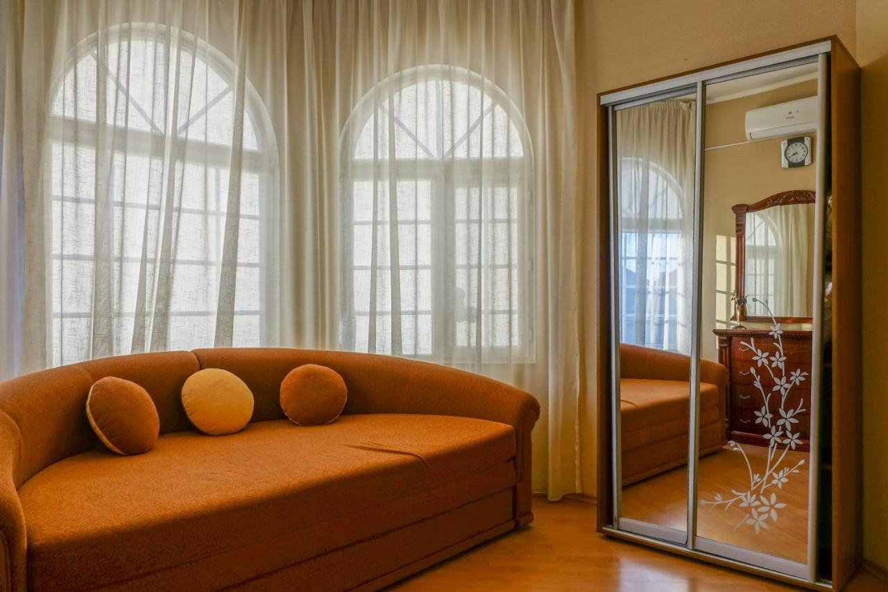 White House Apartments Odessa Dış mekan fotoğraf