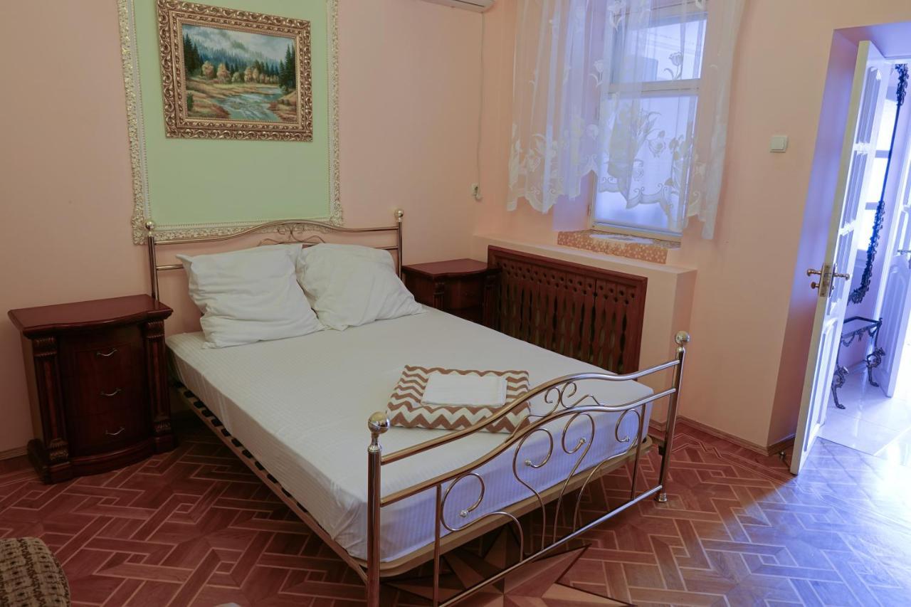 White House Apartments Odessa Dış mekan fotoğraf